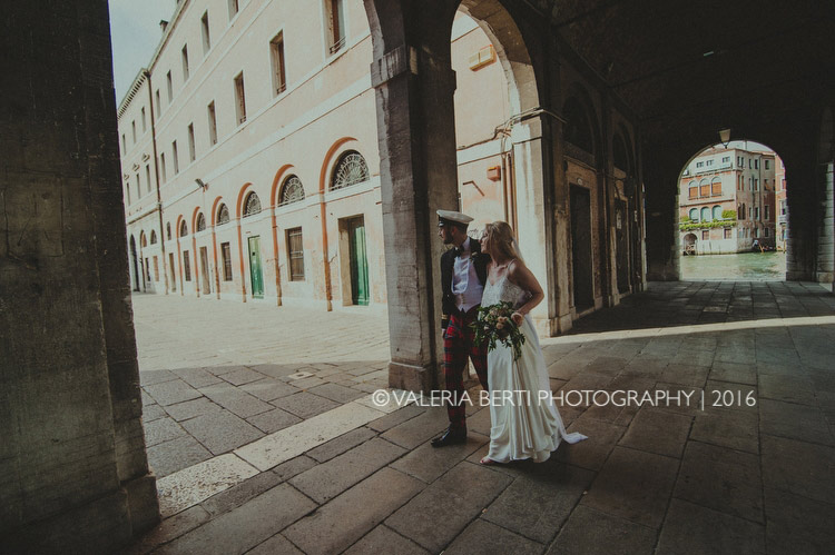 scottish-wedding-venice-portraits-bride-groom-003